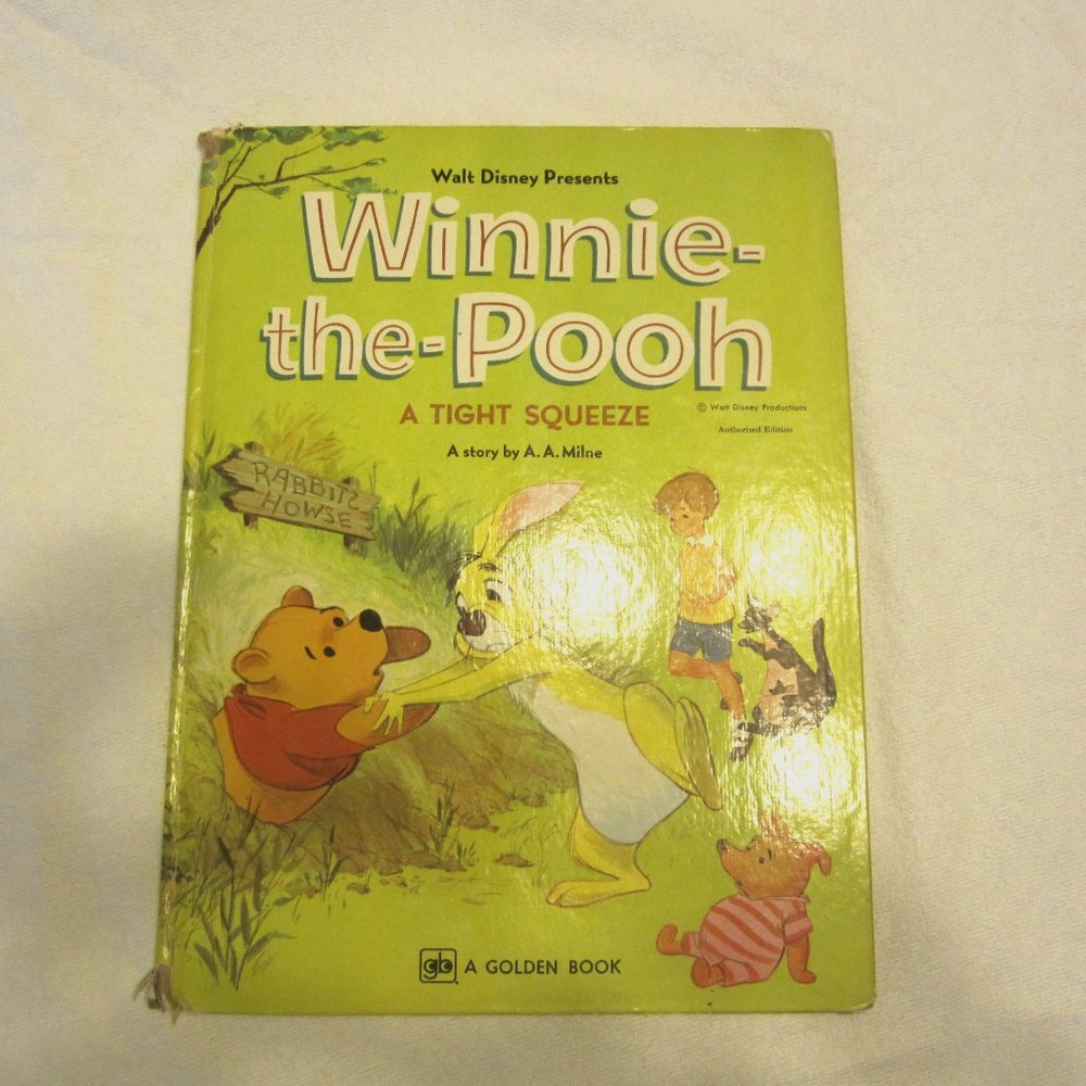 VTG 1972 DISNEY'S WINNIE-THE-POOH, A TIGHT SQUEEZE, GOLDEN BOOK